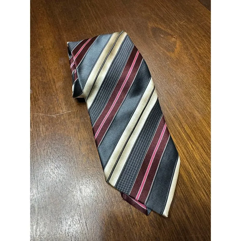 Ermenegildo Zegna Silk Blend Striped Tie Men Classy Preppy Luxary Necktie Office